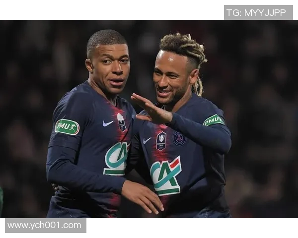 现代足球明星的魅力与成就探秘以及他们对全球足球的影响力分析