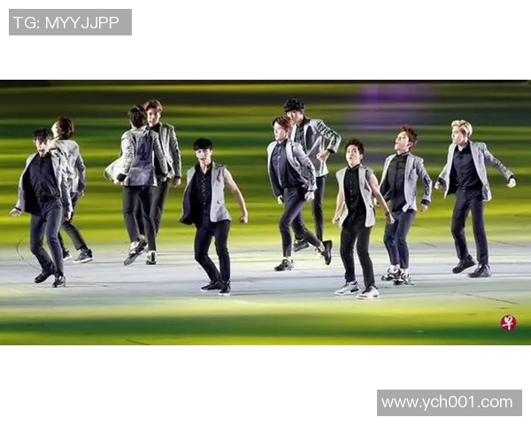 足球明星时尚穿搭全景展示让你领略球场外的潮流风采